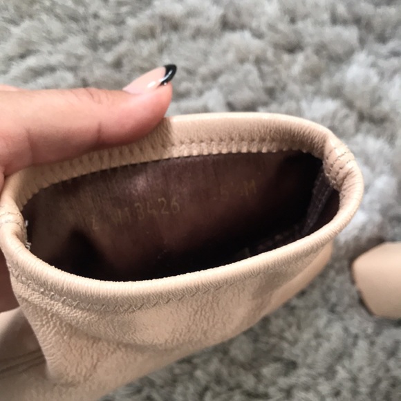 🆕 Stuart Weitzman Booties - Picture 6 of 9